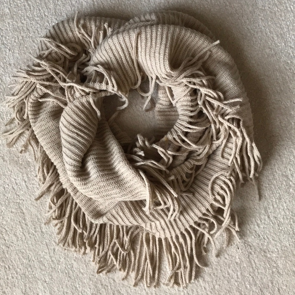 Infinity scarf
